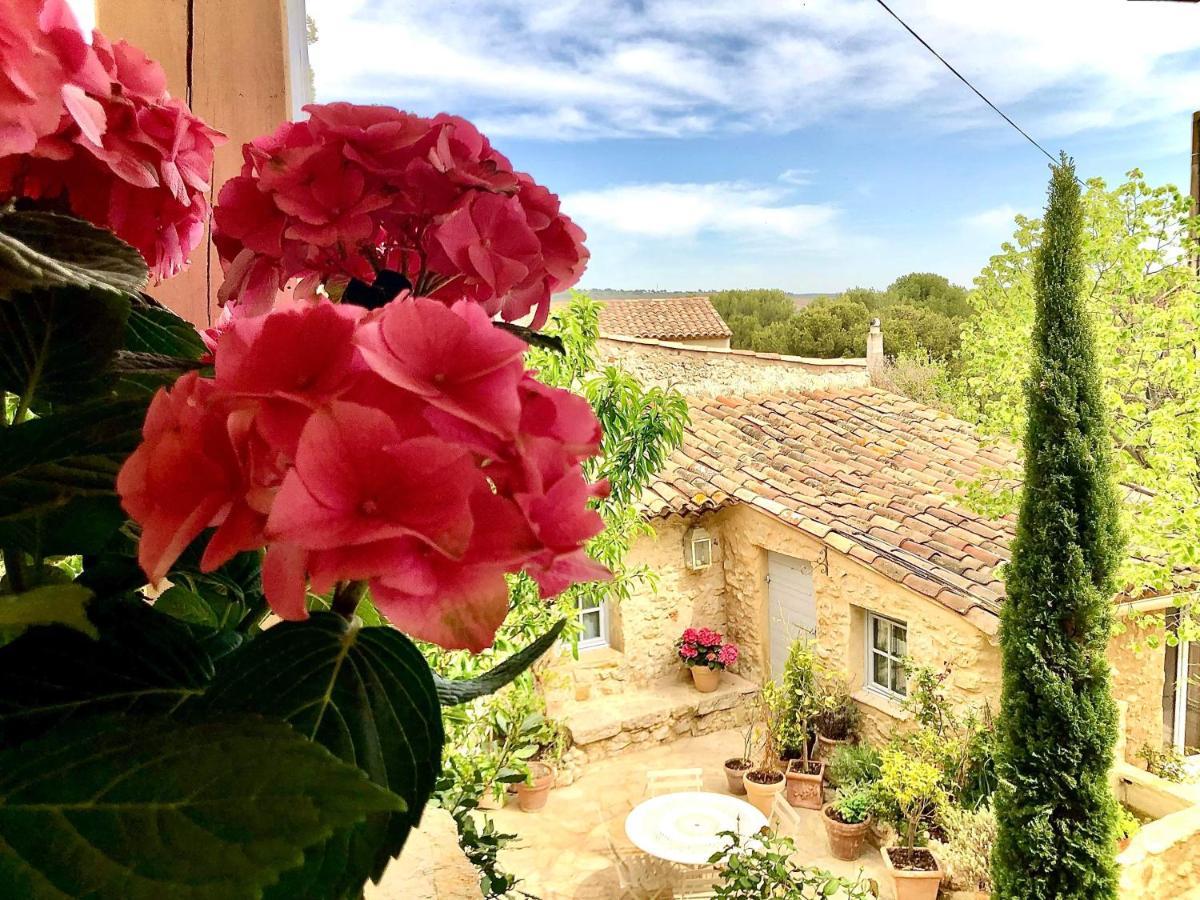L'Ile Aux Fleurs Villa Ventabren Bagian luar foto